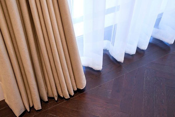 Key Features to Look for in Soundproof Curtains